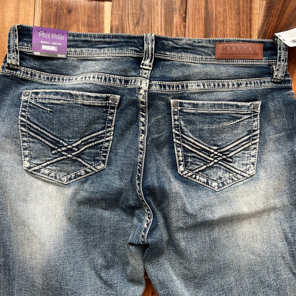 Rock & Roll Cowgirl bootcut jeans relaxed fit new with tags